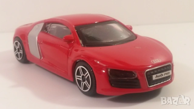 Лот 17 колички и 1 каталог Burago, DeAgostini, Hot Wheels, Maisto и други, снимка 2 - Колекции - 54205171