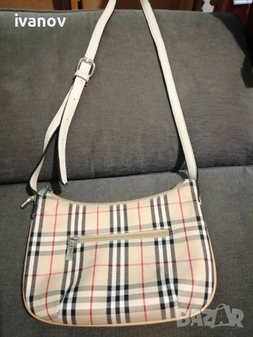 Burberry дамска чанта , снимка 3 - Чанти - 37527352