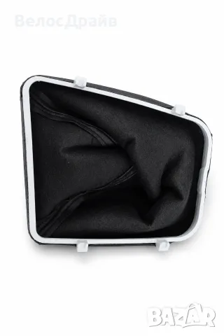 Топка с маншон за скоростен лост BMW 3 E46 6 скорости черна OEM 51320938884, снимка 3 - Части - 55833658