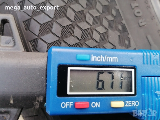 2 бр. Continental 235/65R17, снимка 7 - Гуми и джанти - 52698849