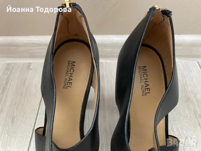 Оригинални дамски сандали Michael Kors, снимка 3 - Дамски елегантни обувки - 52389182