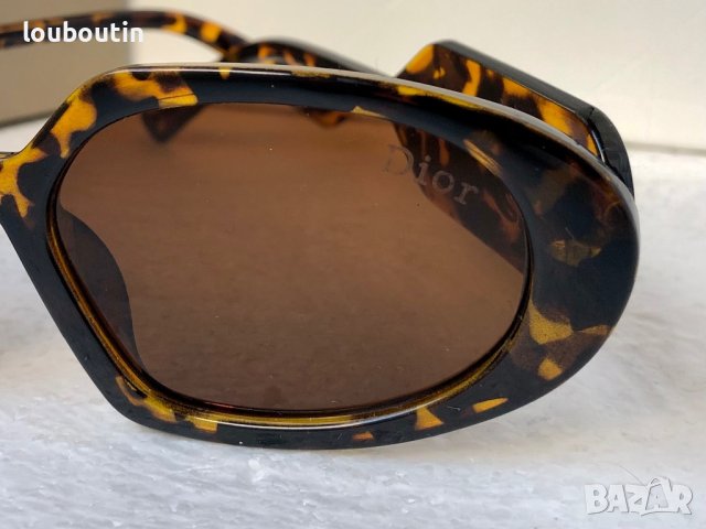 Dior дамски слънчеви 2 цвята черни кафяви, снимка 13 - Слънчеви и диоптрични очила - 40539077