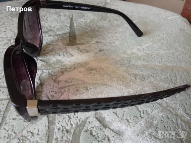слънчеви очила оригинални, снимка 2 - Слънчеви и диоптрични очила - 48319774