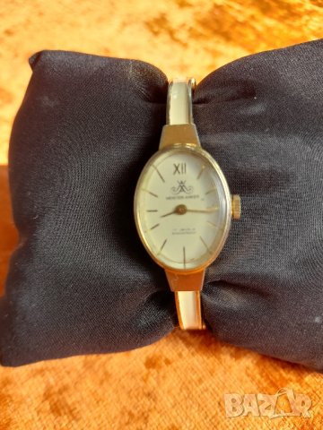 Стар дамски часовник , снимка 7 - Антикварни и старинни предмети - 42559129