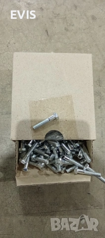 Комплект Болтове с Гайки M5 x 25 mm (100 броя) 