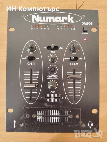 Продавам два миксера Numark DM905 & DM950USB