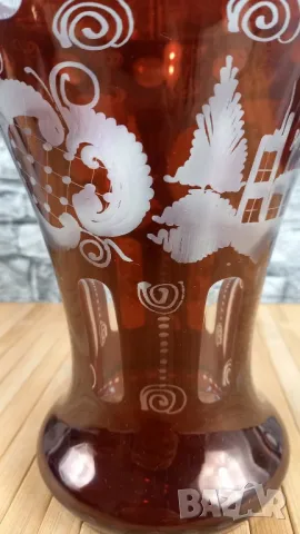 Ръчно гравирана ваза - Egermann Bohemian Glass, снимка 4 - Вази - 50354035