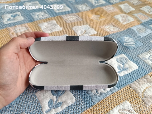 кутии за очила, снимка 2 - Фен артикули - 52989798