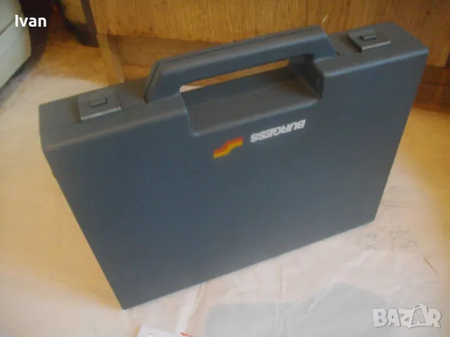 НОВ ПЪЛЕН КОМПЛЕКТ АНГЛИЙСКА ЕЛЕКТРИЧЕСКА ГРАВЬОРКА ГРАВЬОР ГРАВИРАНЕ РАЗЛИЧНИ ПОВЪРХНОСТИ BURGESS, снимка 18 - Инструменти за гравиране - 47942758