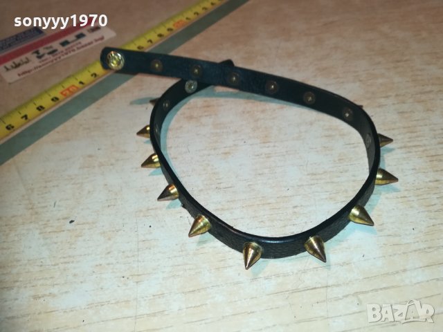 кожен нашииник с златни шипове-внос франция, снимка 5 - Колекции - 30315351