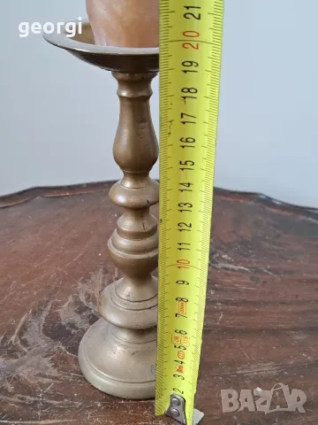 Масивен бронзов свещник 19/3, снимка 3 - Декорация за дома - 49124295