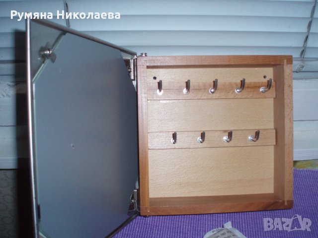 огледален шкаф за ключове, снимка 3 - Други стоки за дома - 31098024