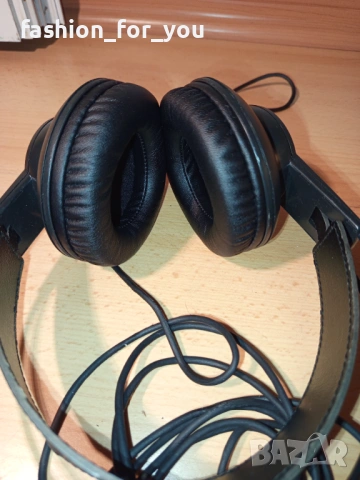 Слушалки AKG K-100, снимка 4 - Слушалки и портативни колонки - 53107614