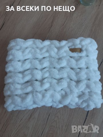 Пухкава шал- яка, снимка 1