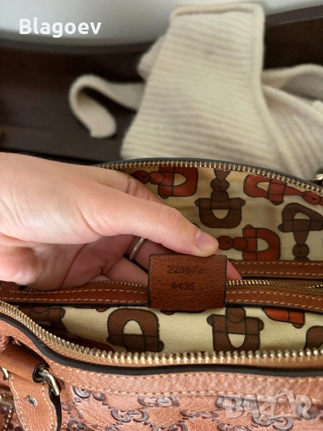 Чанта Gucci Sukey , снимка 10 - Чанти - 53054472