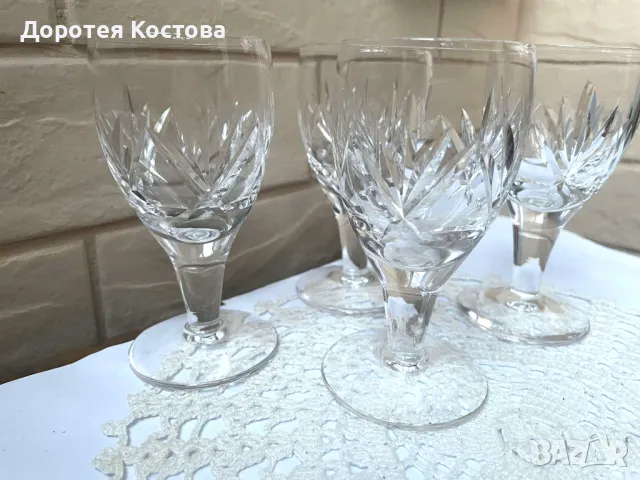 Красиви кристални чаши от Англия , снимка 2 - Антикварни и старинни предмети - 49548085