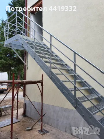 Метална стълба за втори етаж на къща, снимка 3 - Ремонти на къщи - 49558386