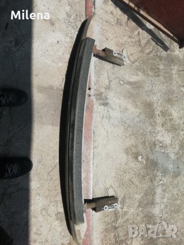 Основа на задна броня пасат 5.5, снимка 2 - Части - 29313799