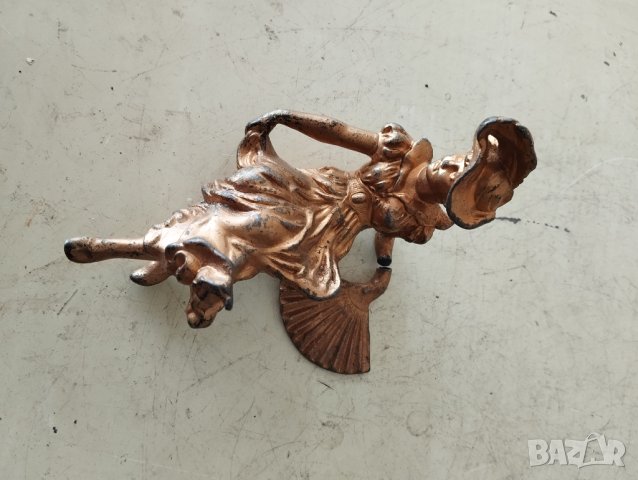 Метална статуетка, снимка 2 - Други ценни предмети - 42416294