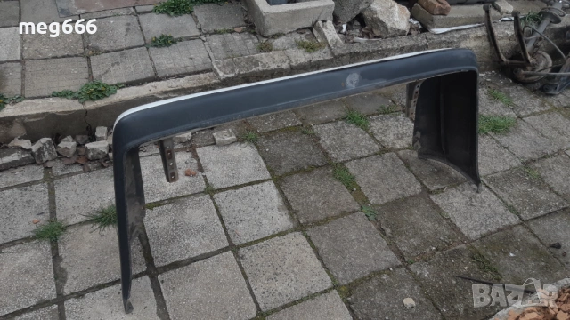 Задна броня от Нисан Примера P 10, снимка 2 - Части - 53937934