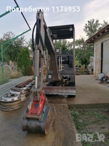 Багер Volvo EC15D, 2016 година на производство на 952 мото часа , снимка 2 - Индустриална техника - 37505274