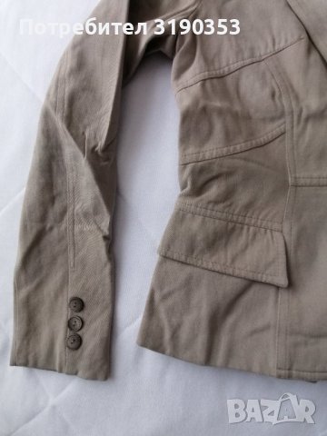 Дамско бежово сако, снимка 4 - Сака - 42354786