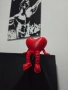 3D седящо сърце с крачета - оригинален подарък за любим човек, снимка 1