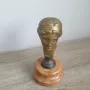 Стара бронзова пластика на жена върху мрамор, снимка 1