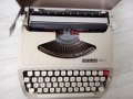 Японска пишеща машина PRIVILEG 1972 г., снимка 4
