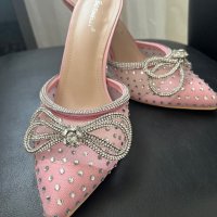 Дамски обувки в розово, снимка 1 - Дамски обувки на ток - 44238750
