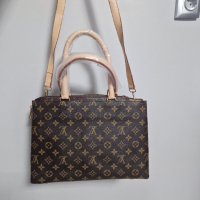  Дамска чанта Louise Vuitton, снимка 5 - Чанти - 44665145