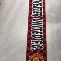шал футболен Manchester United  нов тъкан, размер 20 х 140см, снимка 1 - Футбол - 36599750