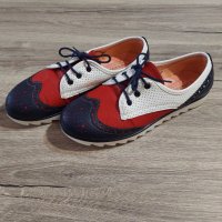 Дамски спортни обувки, снимка 4 - Дамски ежедневни обувки - 37048266