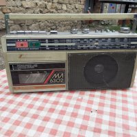 Старо радио,радиокасетофон Radiotehnika МЛ 6302, снимка 1 - Други ценни предмети - 29732717