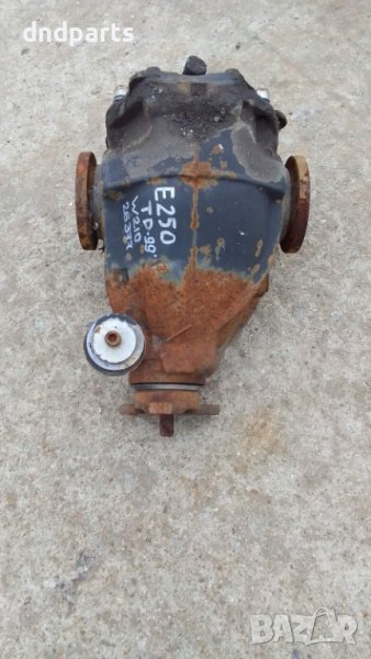 Диференциал Mercedes E250TD W210 1999г.	, снимка 1