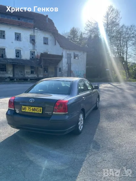 Toyota Avensis 2.2, снимка 1