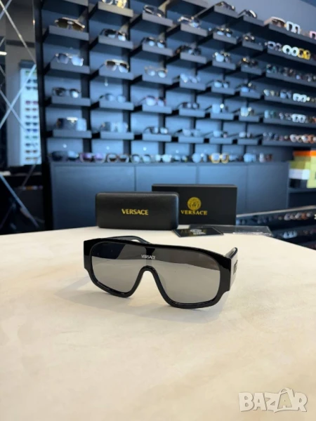 очила с черен обикновен калъф UV защита versace , снимка 1
