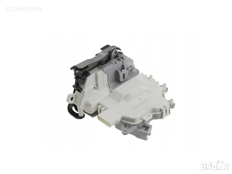 Audi A4 B8 Брава за задна дясна врата, снимка 1