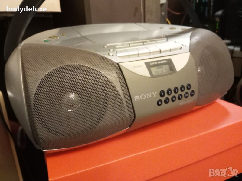Sony CFD-S100L радиокасетофон компактдиск плейър, снимка 1