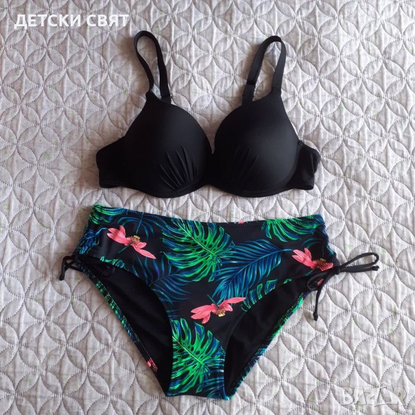 Нови бански костюми , снимка 1