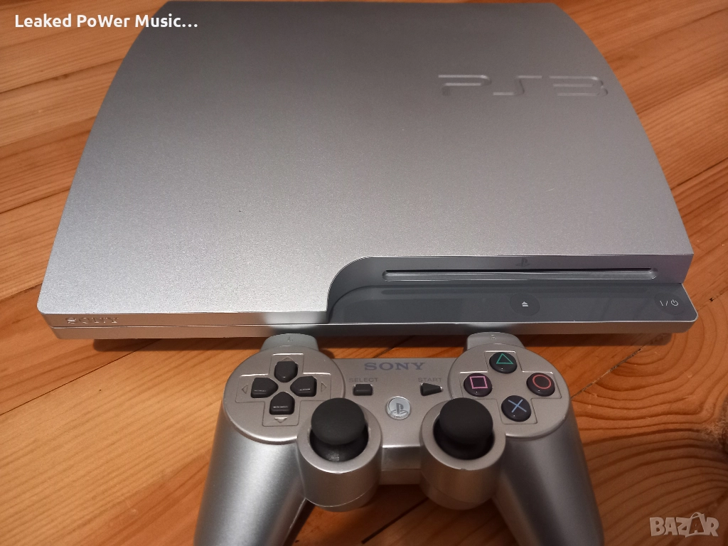 PS3 Slim 320GB Хакнат + игри, снимка 1