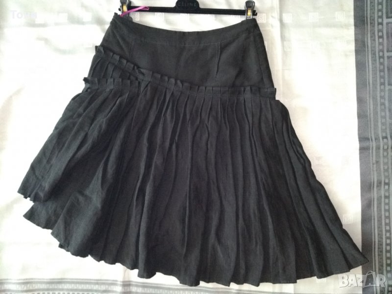 Елегантна разчупена черна пола Pierluigi Fucci , снимка 1