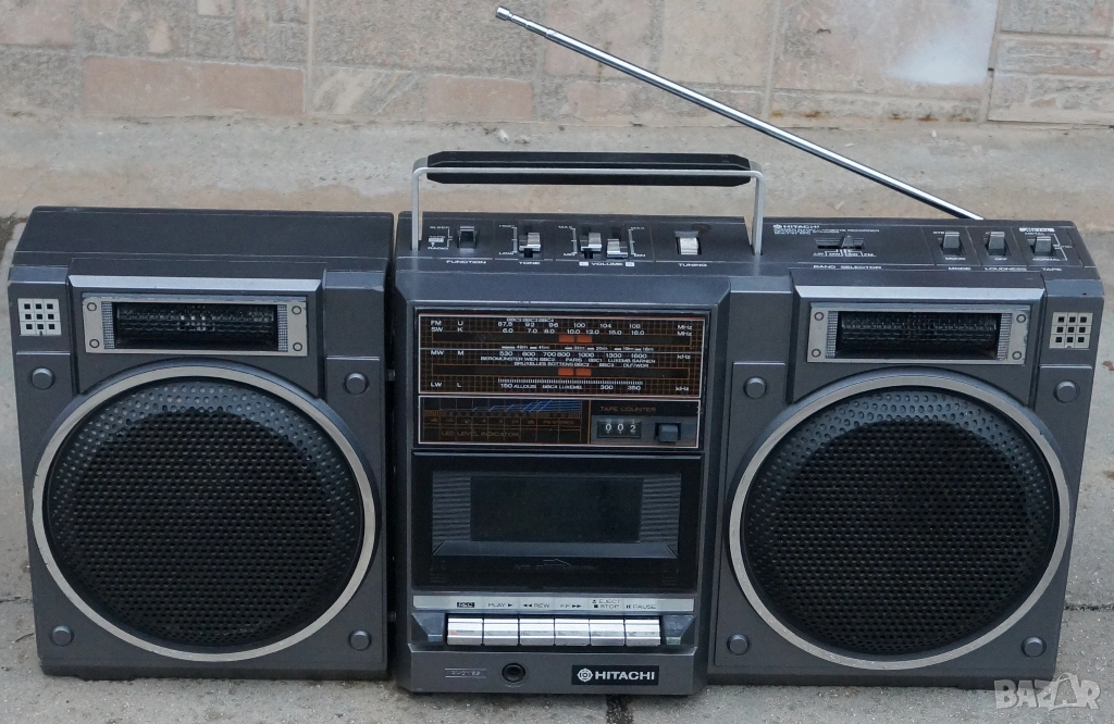 Hitachi TRK 2200! Класика! Сервизиран, снимка 1