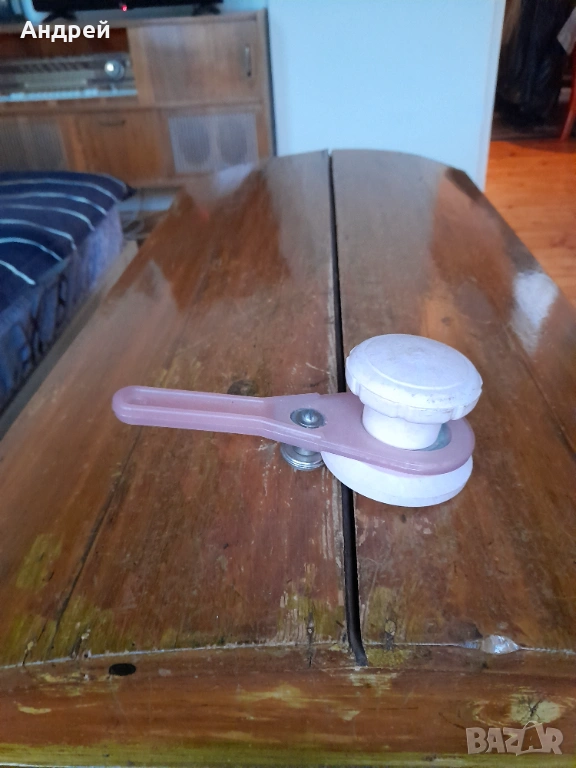 Стара затварачка за буркани #17, снимка 1