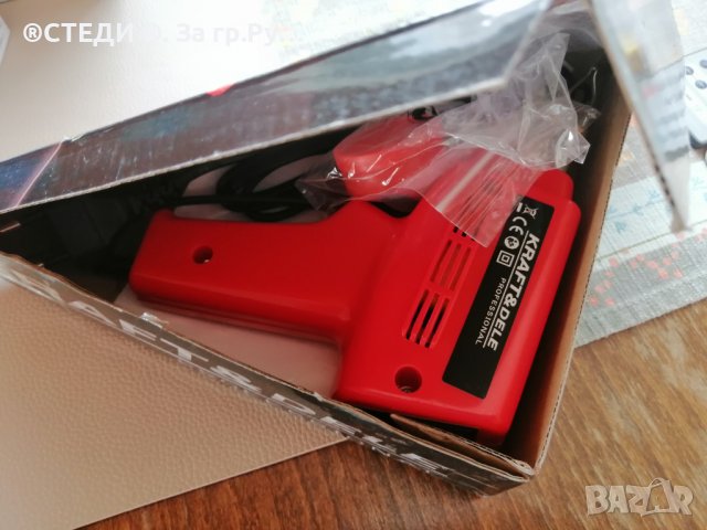 Поялник тип пистолет KraftDele 100W, снимка 3 - Поялници и запояване - 39561065