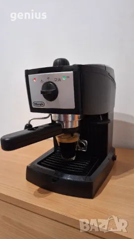 Кафемашина Делонги Delonghi ec153b, снимка 5 - Кафе машини - 47867257