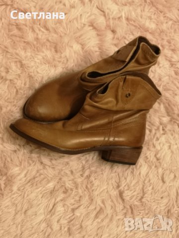 Боти от естествена кожа, снимка 2 - Дамски боти - 30479395