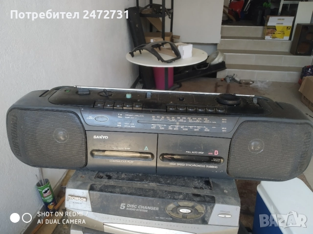 Двукасетъчен касетофон sanyo