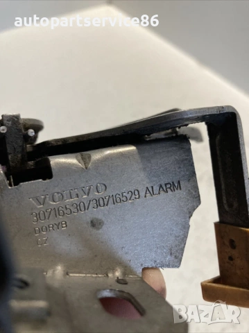 Механизъм за заключване на капак за Volvo C70 2.4 бензин (2008) 30716530, снимка 2 - Части - 54020793