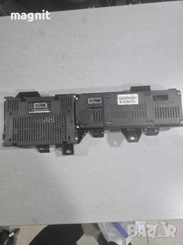 2481100541R Километраж дисплей за Renault Scenic III Бензин, снимка 2 - Части - 52563753